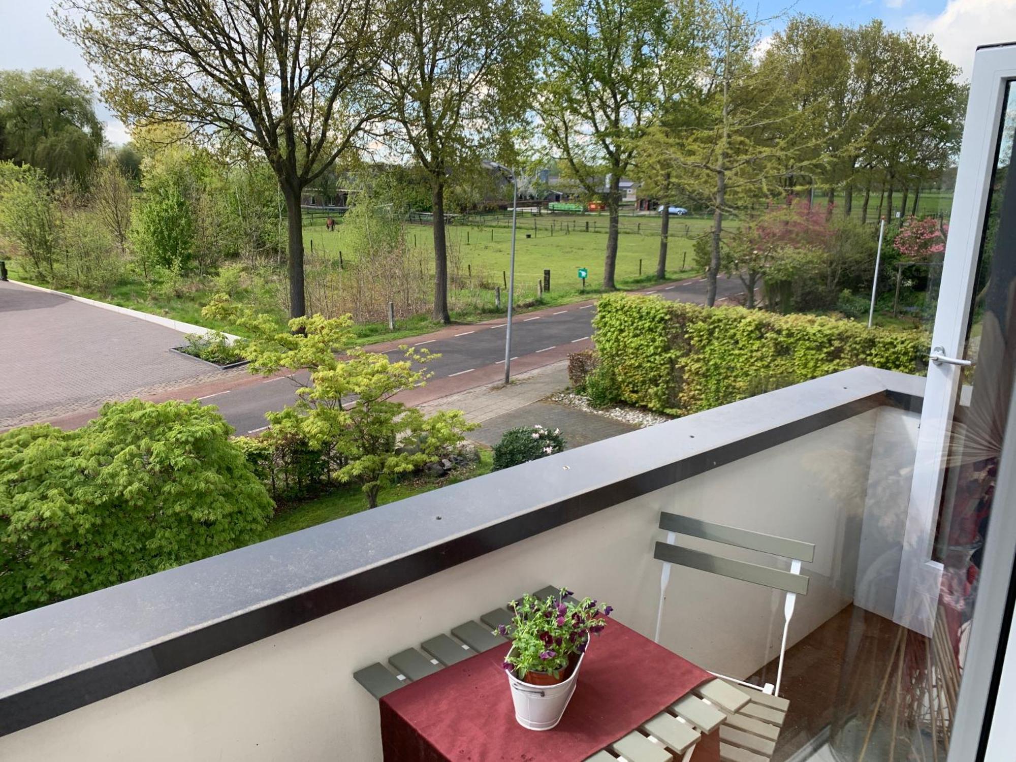 Comfortabele Familie Suite Met 2 Slk, Speelzolder, Balkon, Airco Den Ham Extérieur photo